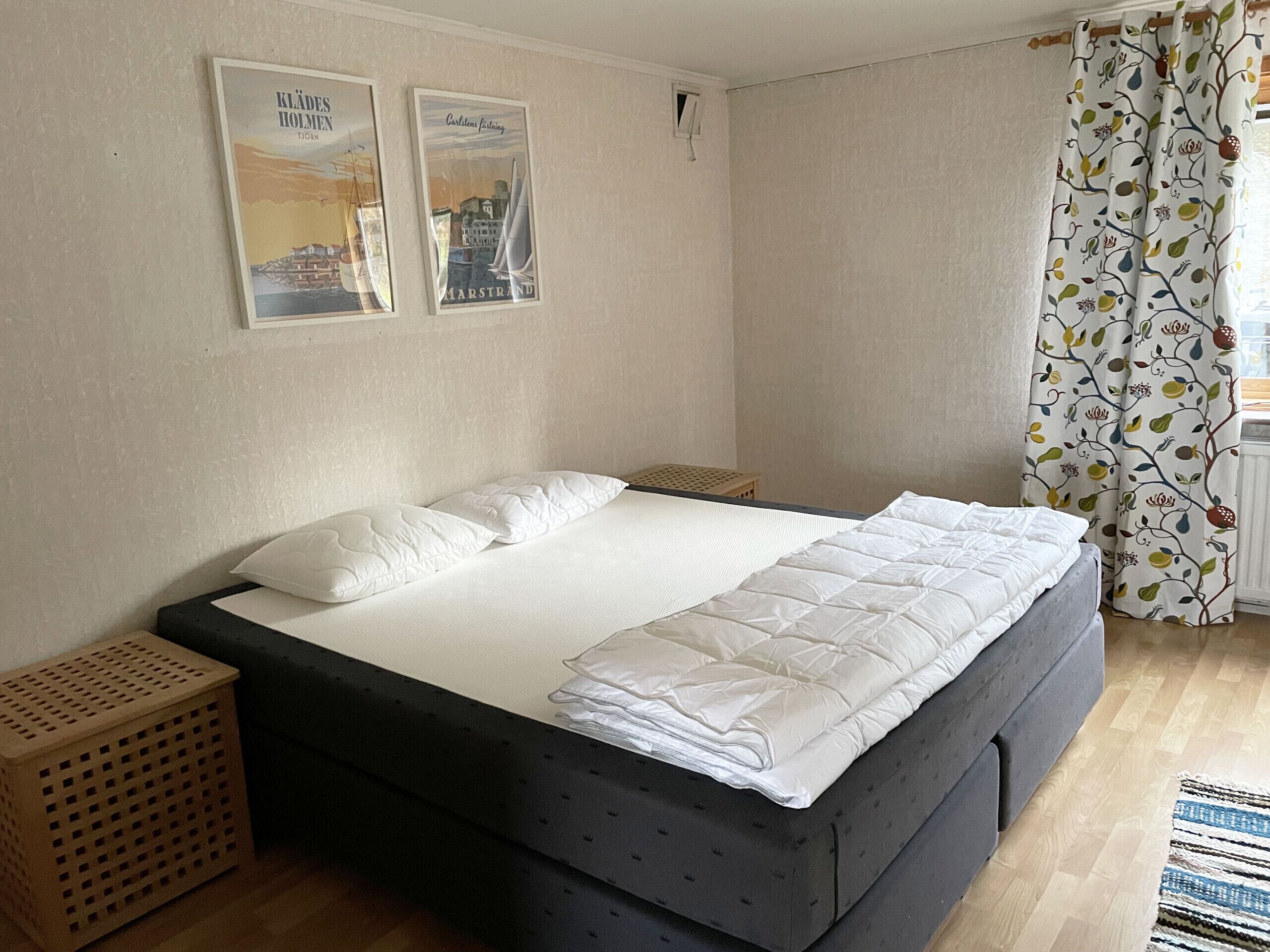 4 bedrooms, iron/ironing board, free WiFi