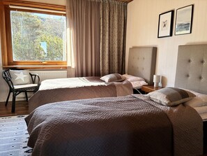 4 chambres, fer et planche à repasser, Wi-Fi gratuit
