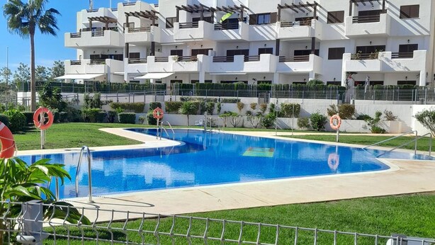 Sınıflandırılmamış resim, 27 üzerinden 1, düğme