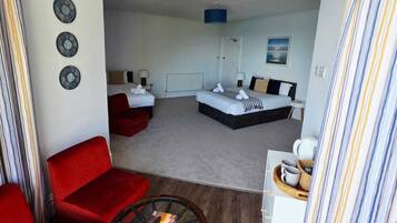 Superior Suite, Ensuite, Sea View | Free WiFi