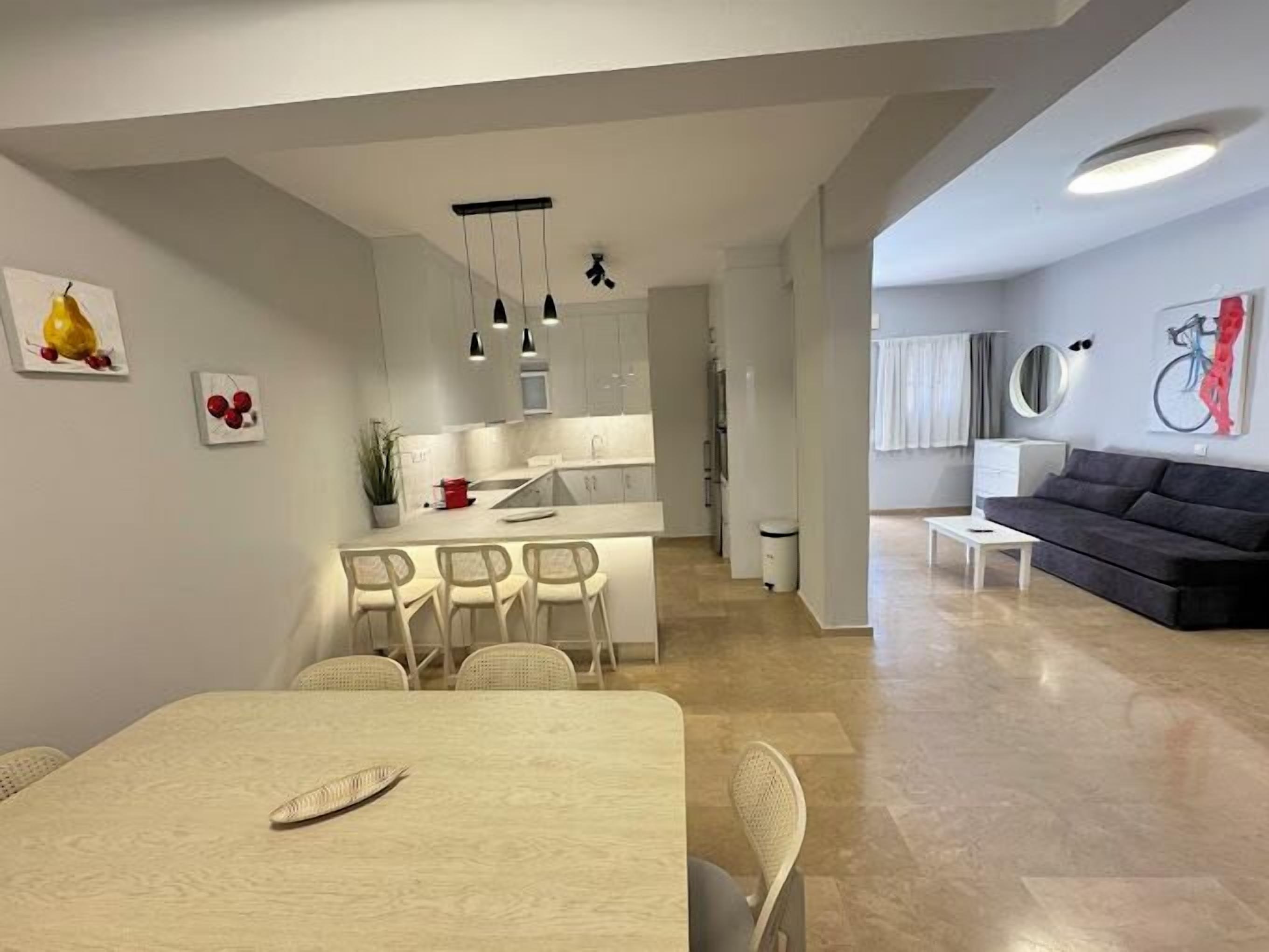 Superior Ground Floor Apartment | Private kitchen | Mini-fridge, espresso maker, coffee/tea maker, electric kettle