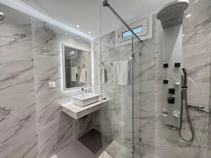 Bathroom - Villa Pami (Corfu)