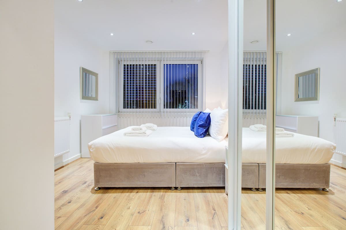 Desk, laptop workspace, soundproofing, iron/ironing board