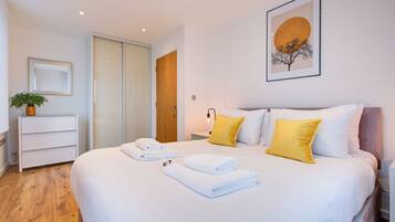 Comfort Apartment, Balcony, City View