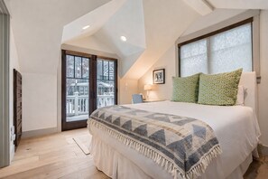 Maison, 4 chambres | 4 chambres, bureau, espace de travail pour ordinateur portable