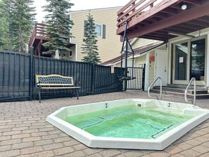 Appart'hôtel, 3 chambres | Terrasse/Patio