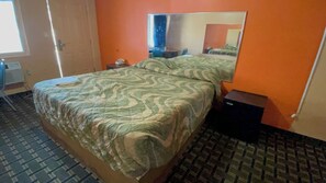 Habitació bàsica, 1 llit de matrimoni gran | Wifi gratuïta 