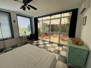 1 bedroom, WiFi, bed sheets