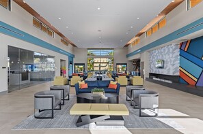 Lobby - Themed 15BR Villa Sleeps 32 Near Disney SeaWorld and Universal’s Epic Universe (Orlando)