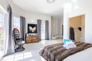 2 soverom, strykejern/-brett, wi-fi og sengetøy