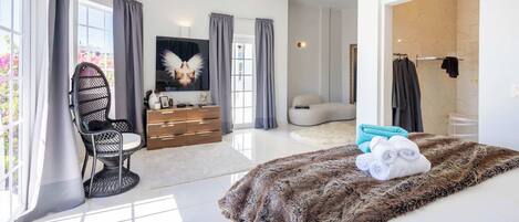 2 間睡房、熨斗/熨衫板、Wi-Fi、床單