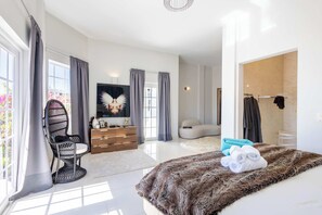 2 sovrum, strykjärn/strykbräda, wi-fi och sängkläder