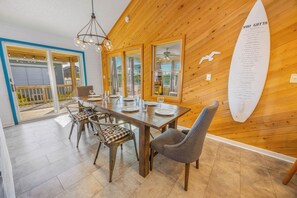 Dining - Oceanside 4BR in Frisco with Hot Tub and Game Room (Frisco)