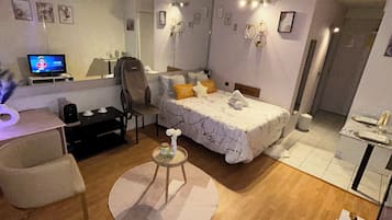 1 chambre, fer et planche Ă repasser, Wi-Fi, draps fournis