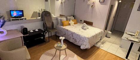 1 makuuhuone, silitysrauta/-lauta, Wi-Fi, vuodevaatteet