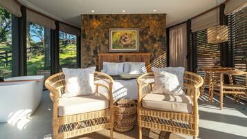 Junior Cabin, Mountain View