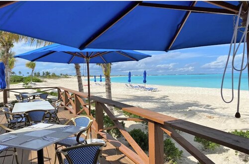 "Pretty in Pink"  Luxury  3-Bedroom, 3-Bathroom Oceanfront Condo