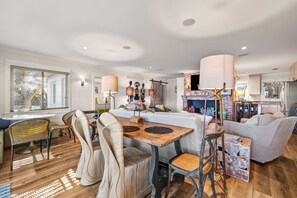 Dining - Cottage-Style Home in the Heart of Grayton Beach! Private Dock! Walk to the Beac (Santa Rosa Beach)