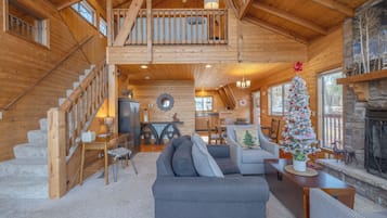 智能电视、壁炉