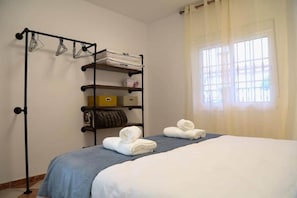 2 soverom, strykejern/-brett, wi-fi og sengetøy