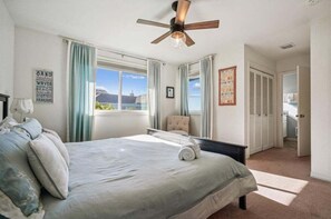 2 bedrooms, iron/ironing board, Internet, bed sheets