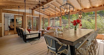 Lakeside Home With 40 FT of Private Beach!