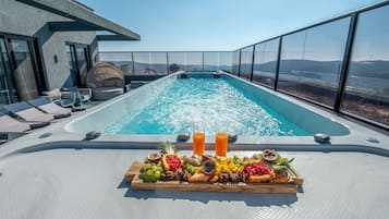 Luksus-penthouselejlighed - udsigt til pool | Privat pool