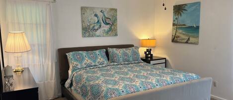 2 bedrooms, iron/ironing board, WiFi, bed sheets