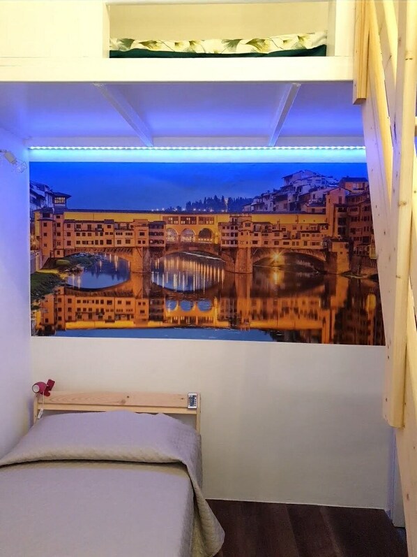 2 bedrooms, iron/ironing board, bed sheets - The Village of the Cathedral (Firenze)