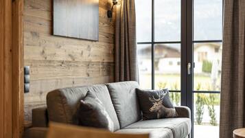 Apartment | Living area