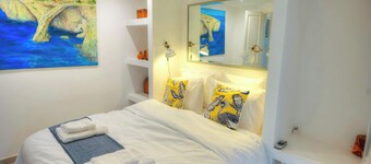 Townhouse 1 min to the Seafront Modern 2x Ensuites