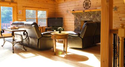 A Slice of Salisbury, Pool,Hot Tub, 10 acres