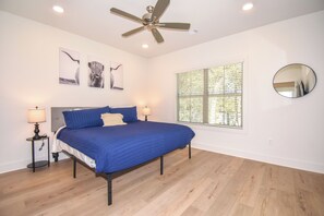 2 soverom, strykejern/-brett, wi-fi og sengetøy