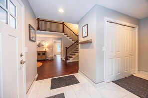 Interior - AV40, Beautiful New Home! Pool! Hot tub! (Davis)