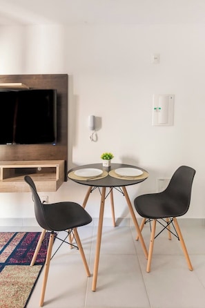 Dining - Augusta Park Stay (Currently closed.) (Please DO NOT book) (Consolação São Paulo)