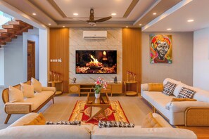 Luxury Penthouse | Living area