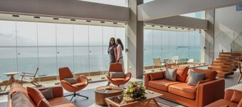 Blue Ocean Resort & Residences 