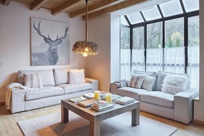 Living area - Malh Blanc by FeelFree Rentals (Betren)