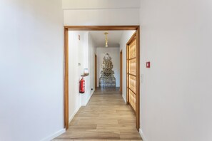 Interior - Room with private bathroom at Casa das Vinhas in Sesimbra (Setúbal)