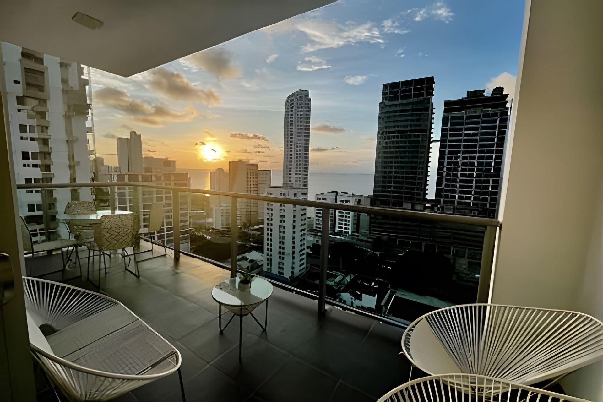 Apartamento básico | Restaurante al aire libre