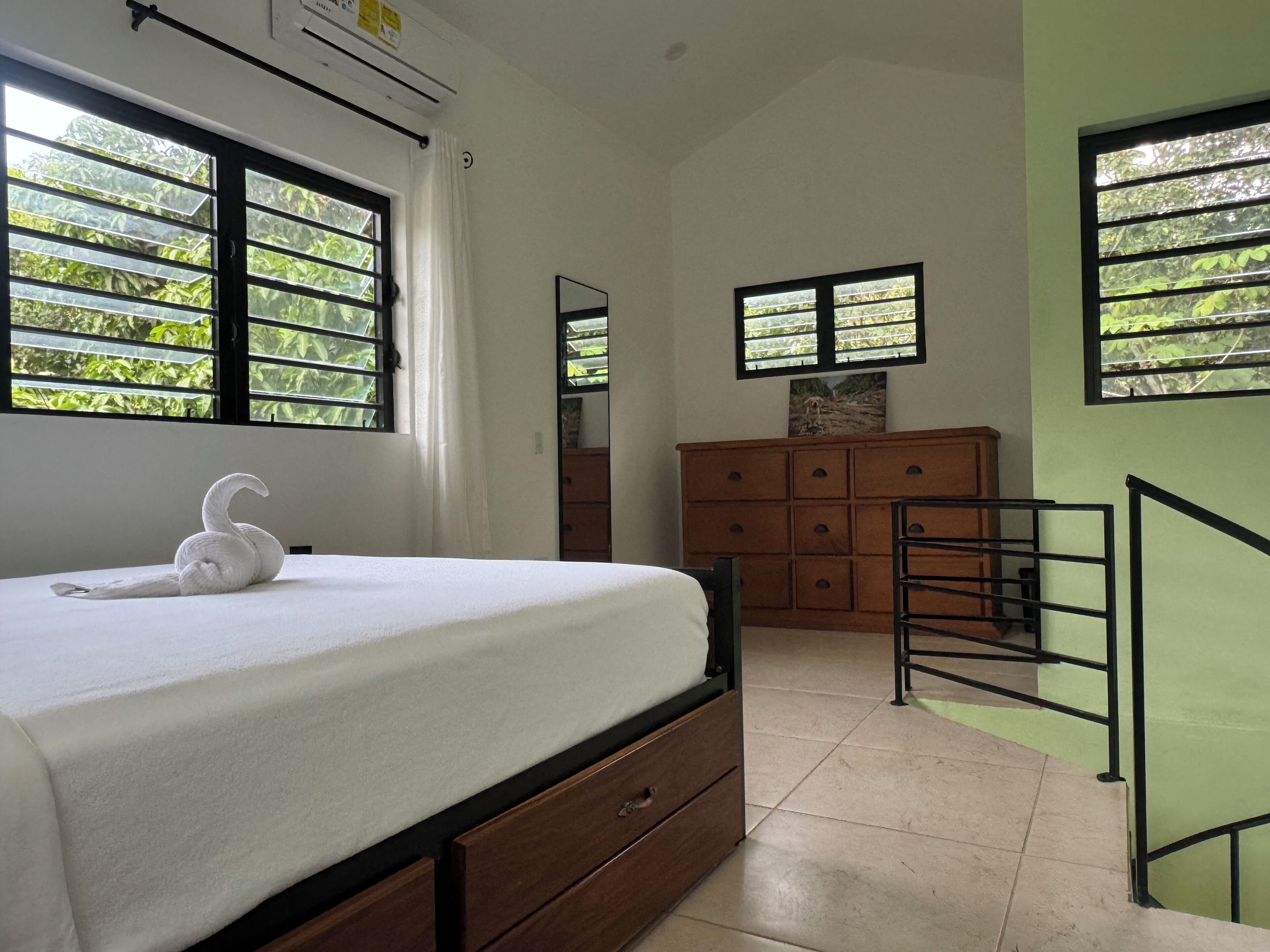 1 多间卧室、WiFi、床单