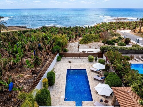 Paphos Luxury Beachfront Villa: Private Pool, Hot Tub & Sea Views