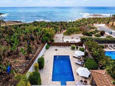 Paphos Luxury Beachfront Villa: Private Pool, Hot Tub & Sea Views