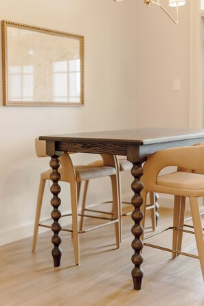 1-Bedroom Suite | 1 King, Kitchenette | Dining room - The Penrose Suites (Saint Marys)