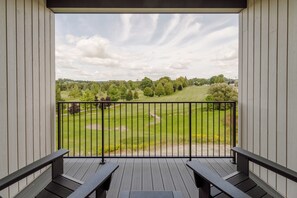 Terrace/patio - The Penrose Suites (Saint Marys)