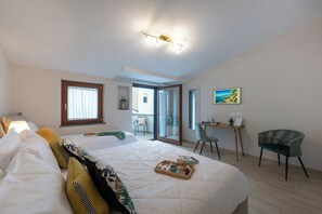 2 bedrooms, desk, soundproofing, iron/ironing board - Casa Dafne Historical center Wonderful rooftop (Sorrento)