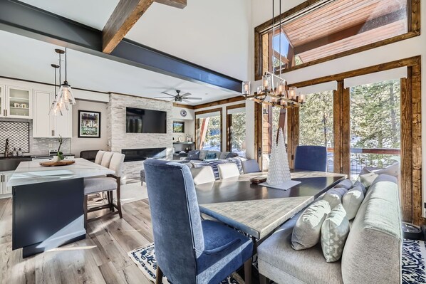 Fireplace - Exquisite Brand-New Townhome in a Picturesque Setting (Dillon)