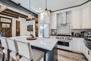 Fridge, microwave, oven, stovetop - Exquisite Brand-New Townhome in a Picturesque Setting (Dillon)