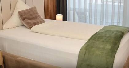 Hotel Hafez - Comfort single room