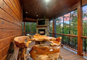 Outdoor dining - Creekside Cabin w/2 Hot Tubs, Fire Pit, Playground (Broken Bow)